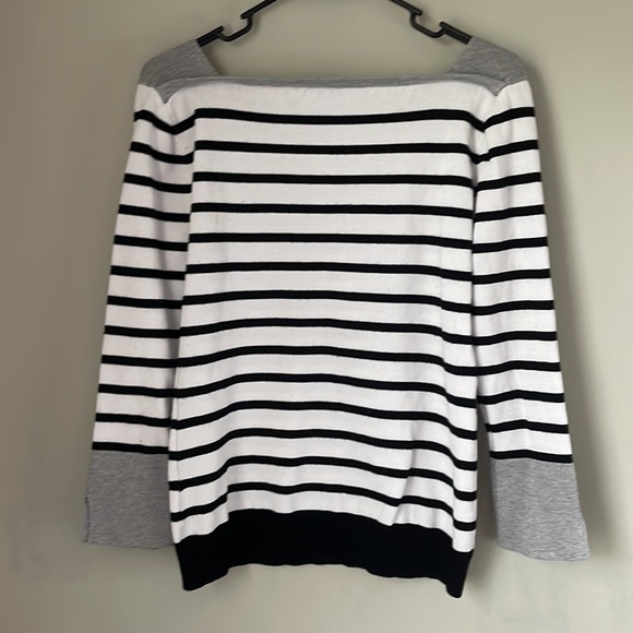 Small Vila Milam Top - Picture 2 of 3